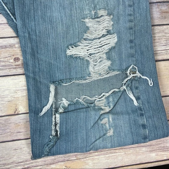 Levi’s 501 36 X 36 Destroyed Butterfly Jeans - Picture 4 of 9